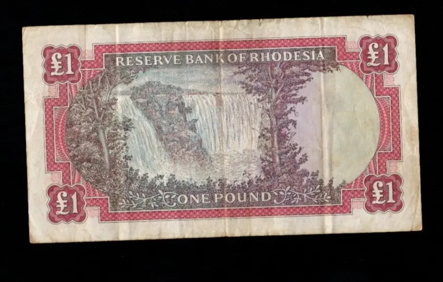 Front of 1967 Rhodesia 1 Pound banknote showing Queen Elizabeth II and the date 18th August 1967.