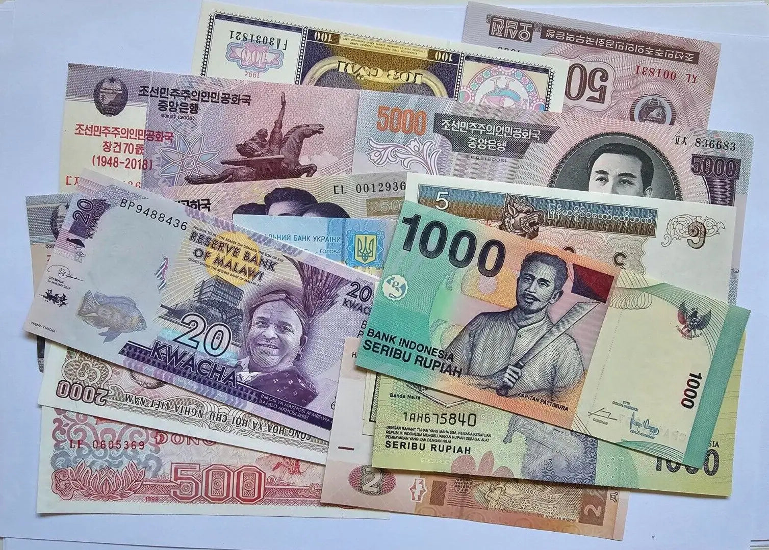 50pcs Different World banknotes  12 countries PAPER MONEY Uncirculated
