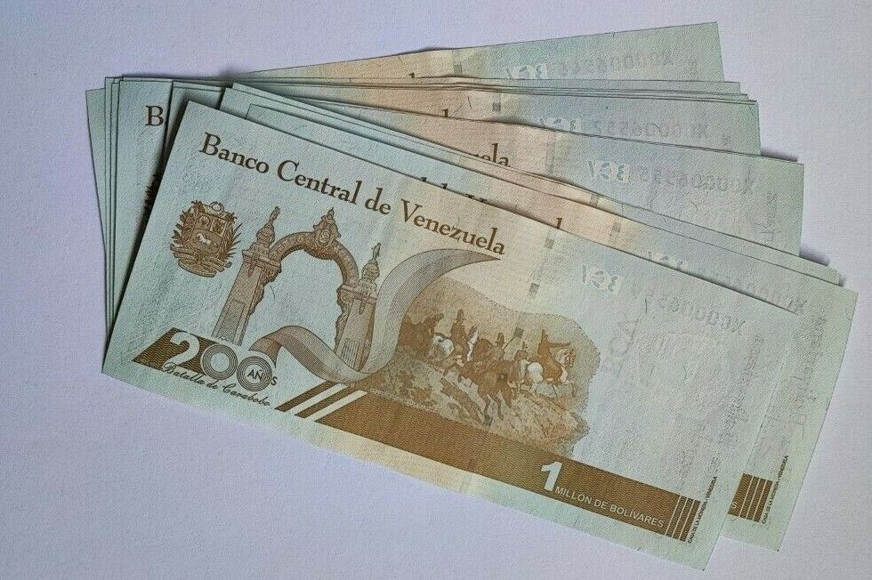 2020/21 One (1) UNC Venezuela Replacement X Serial Banknotes 1 Million Bs P114 - worldbanknote