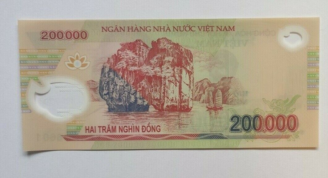 200,000 Vietnamese Dong polymer banknote in brand new condition - worldbanknote