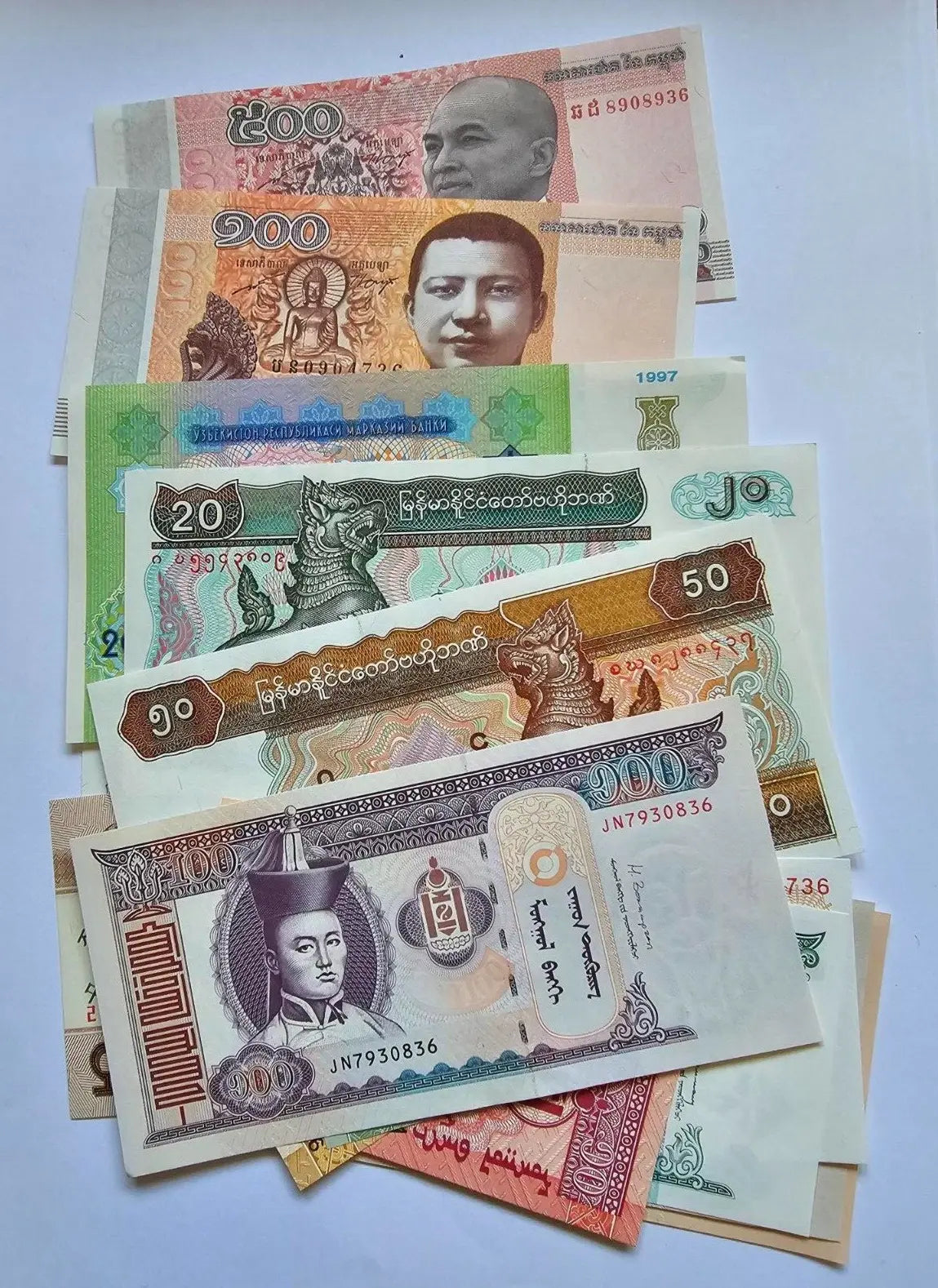 50pcs Different World banknotes  12 countries PAPER MONEY Uncirculated