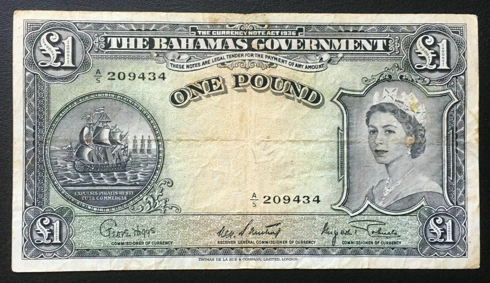 Bahamas, 1 Pound, Undated 1953 in very fine condition - worldbanknote