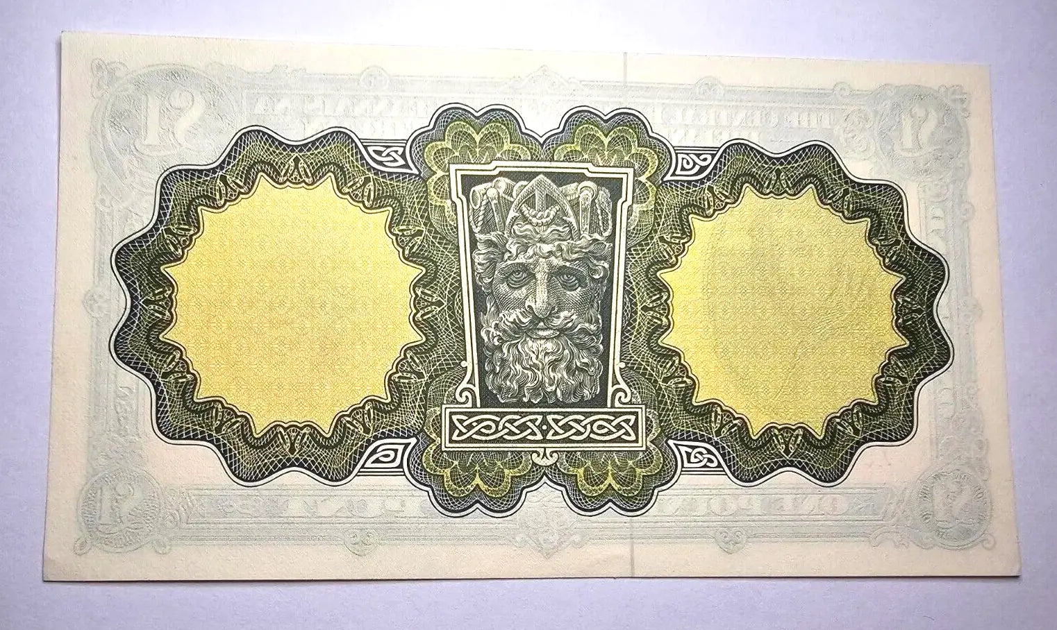 Ireland Lady Lavery 1 pound Note 1976 UNC/B2