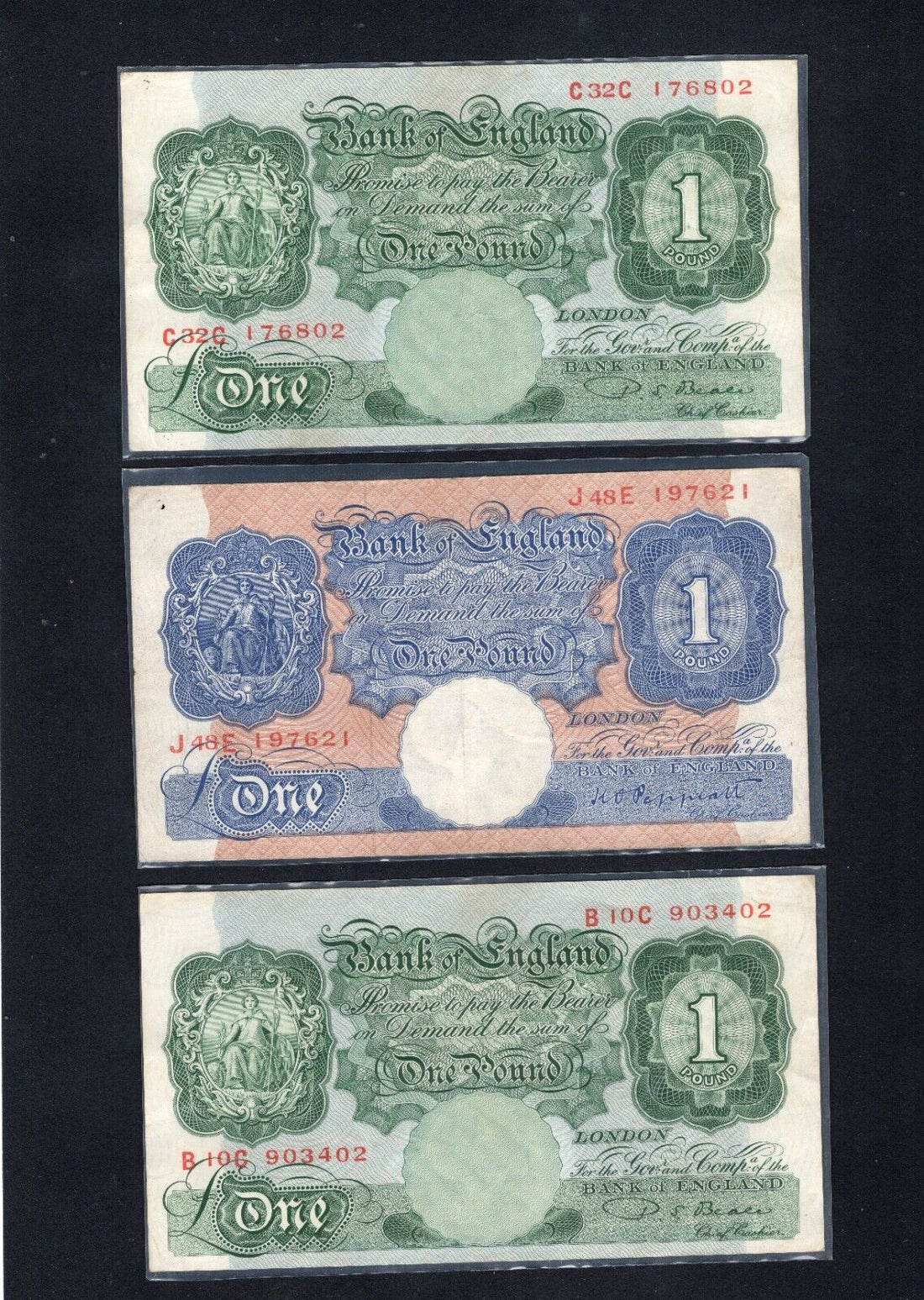 3xBank of England One Pound Banknote/d11
