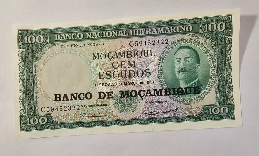 Mozambique 100 Escudos 1961 Banknote AUNC/REF D2 - worldbanknote