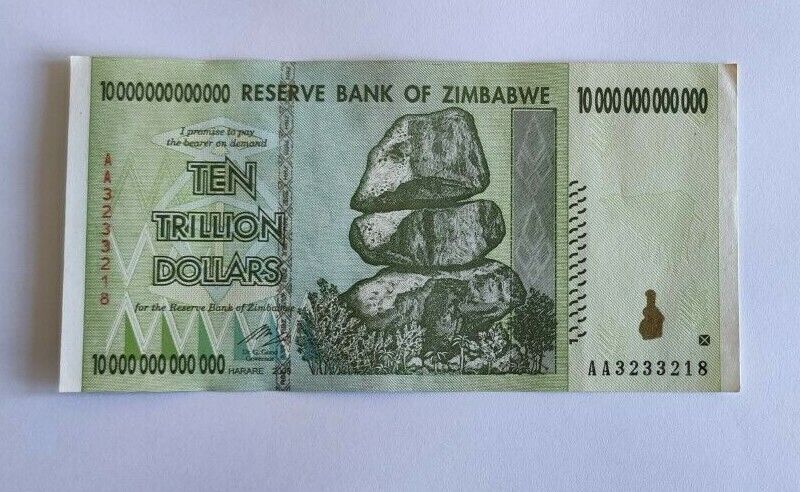 Zimbabwe 10 Trillion Dollars 2008 AA prefix in very fine condition - worldbanknote