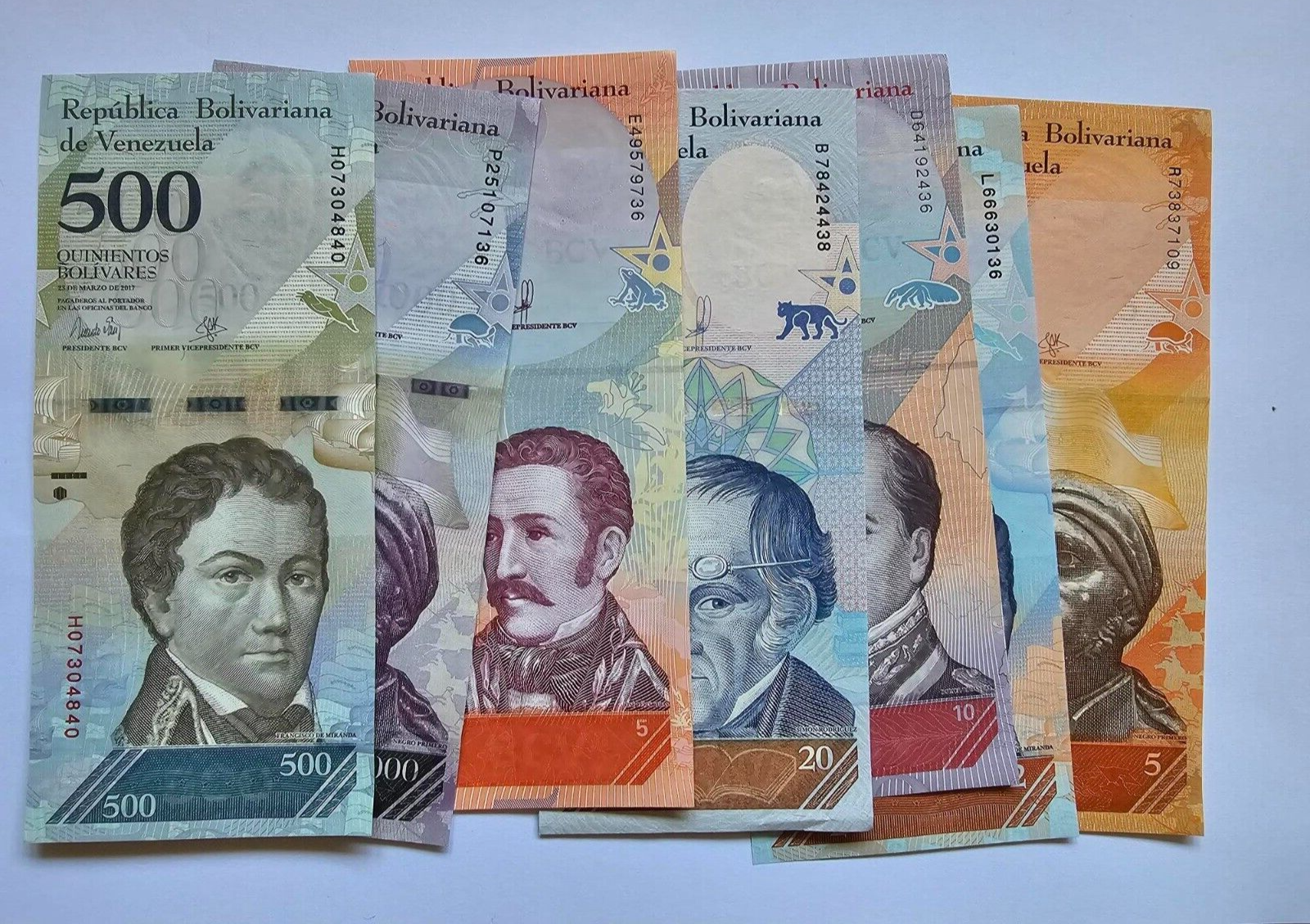 50pcs Different World banknotes 12 countries PAPER MONEY Uncirculated - worldbanknote