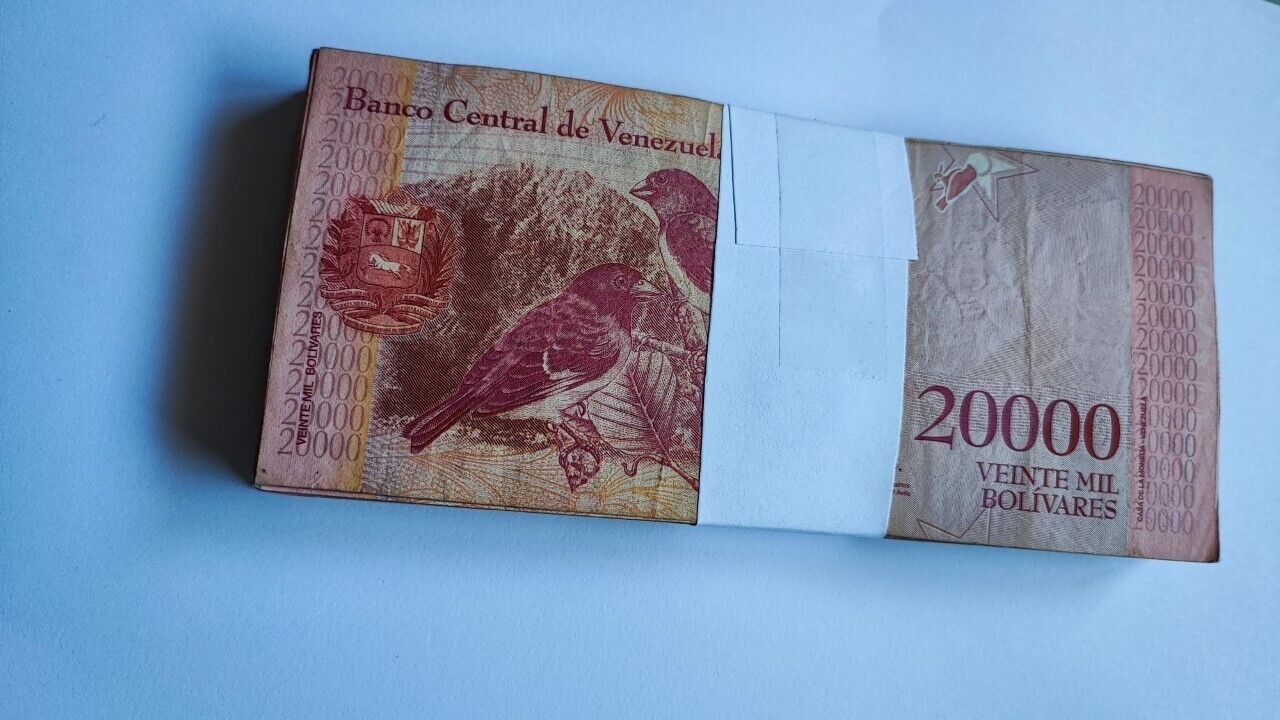 VENEZUELA BOLIVARES 100 X 20000 2016/2017 LOT 100 PCS Total Used - worldbanknote