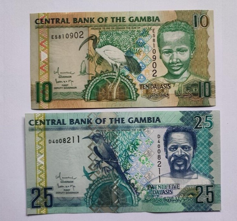 Gambia banknotes Set Of Two 10 And 25 DALAIS UNC - worldbanknote