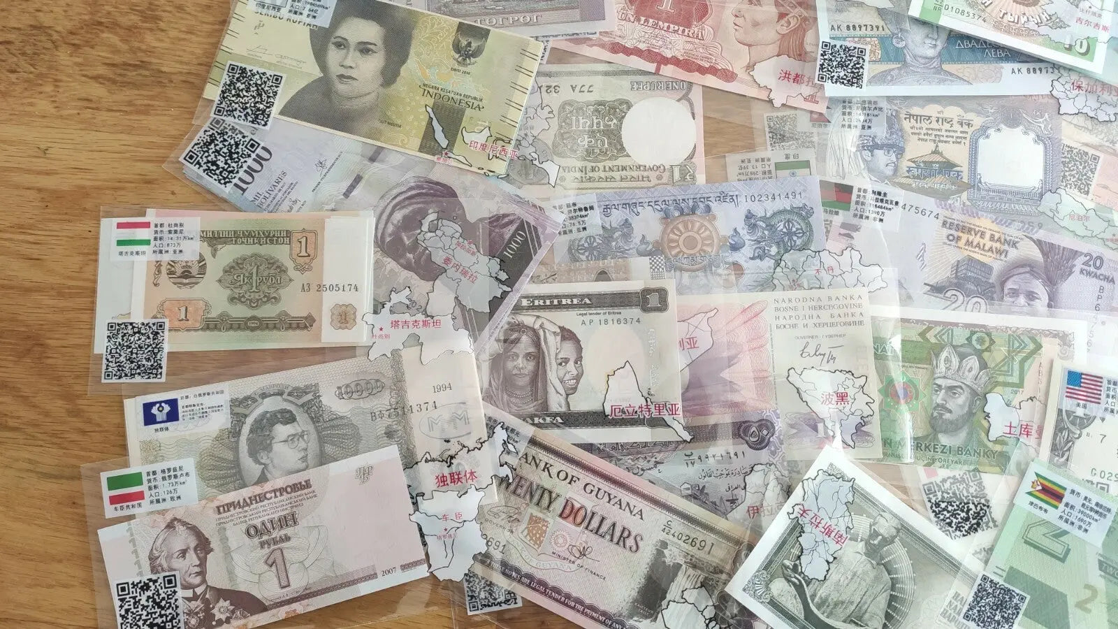 Lot Of 100 X World Banknotes. All Different All New 100 Pcs.