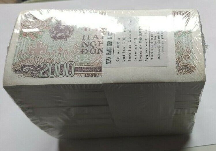 Vietnam (Vietnamese) 2000 (2,000) Dong x 1000 Pcs (Brick), 1988 P-107 VND Unc - worldbanknote