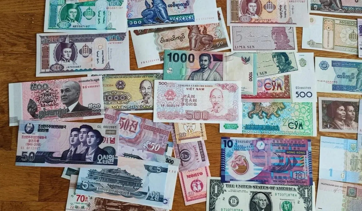 50pcs Different World banknotes  12 countries PAPER MONEY Uncirculated