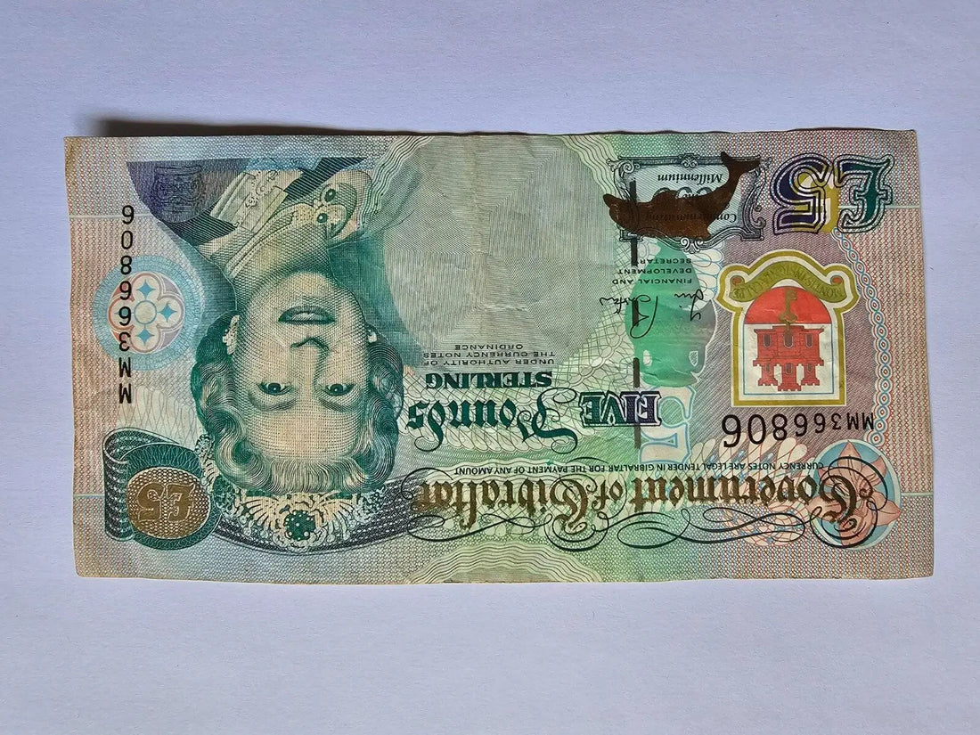 GIBRALTAR, 5 pounds, 2000, QEII, P-29 Millennium Commemorative Used