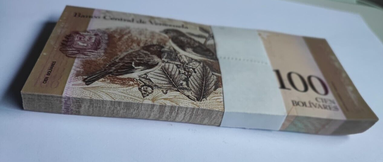 100x VENEZUELA 100 Bolivares 2007-2016 UNC - worldbanknote