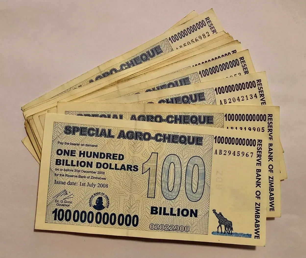 Zimbabwe 100 Billion Dollars Special Agro-Cheque 2008 EF/AU Price for one note!