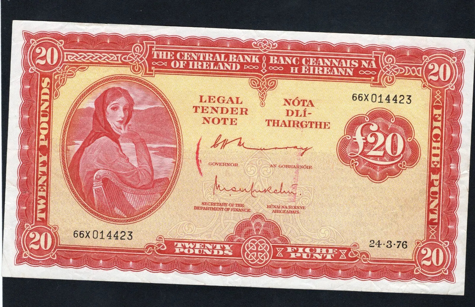 front of  Central Bank of Ireland, 20 Pounds 1976 VF/XF/V11