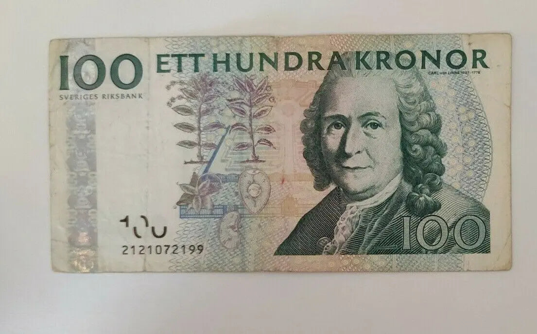 100 Sweden Kronor banknote used