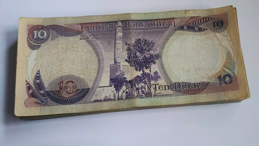 A bundle of 10 Iraqi Dinar Note in very fine condition - worldbanknote