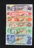 PHILIPPINES 1979 ... 2 - 100 PISO ... COLLECTOR'S SPECIMEN BANKNOTES UNC/d10
