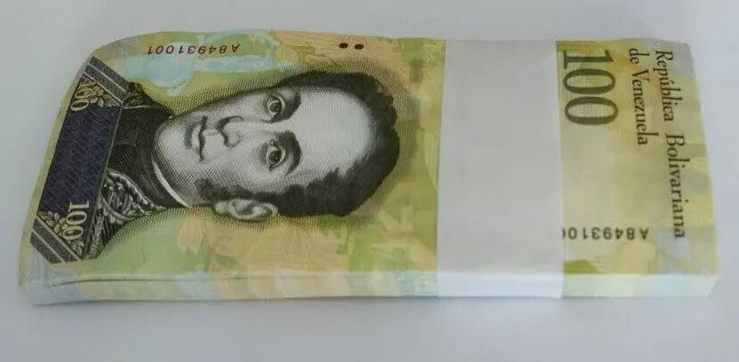  A bundle of Venezuela 100000 Bolivares 2017 P-100b Banknotes UNC 