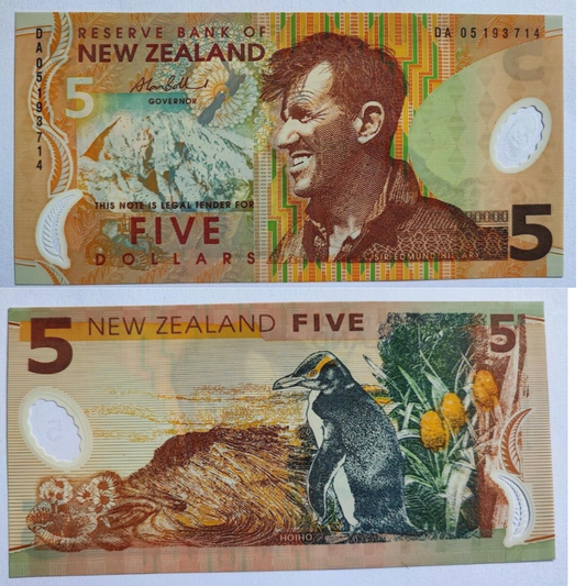 New Zealand 5  DOLLARS Uncirculated