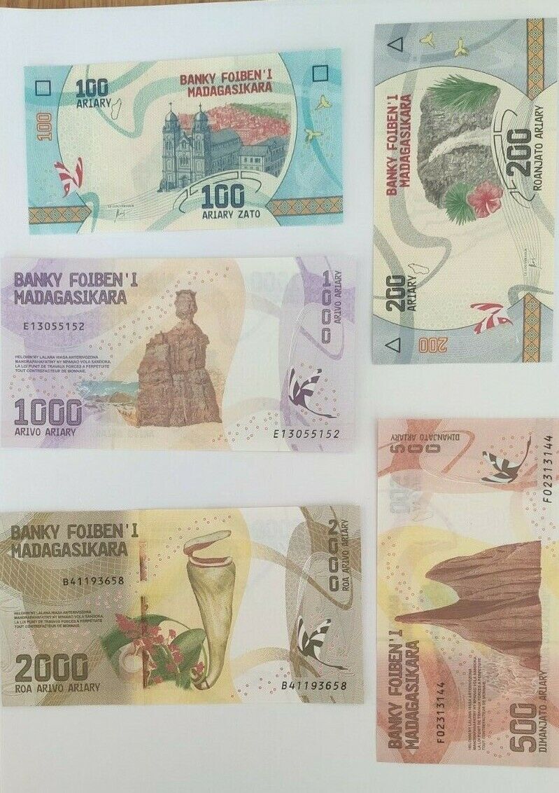 Madagascar 100 + 200 + 500 + 1000 + 2000 Ariary 2017 Banknote Set 5 PCS UNC