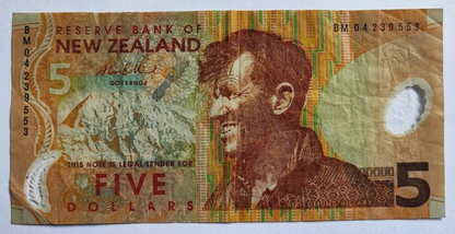 New Zealand 5  DOLLARS