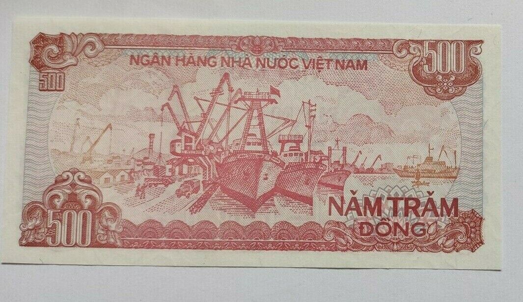 Vietnam (Vietnamese) 500 Dong x 1000 Pcs (Brick), 1988 P-107 VND Unc