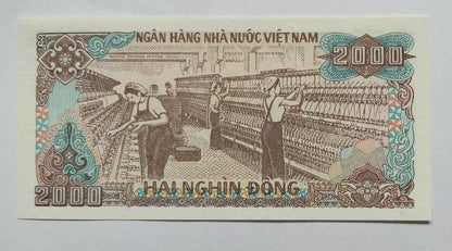 Vietnam (Vietnamese) 2000 (2,000) Dong x 1000 Pcs (Brick), 1988 P-107 VND Unc