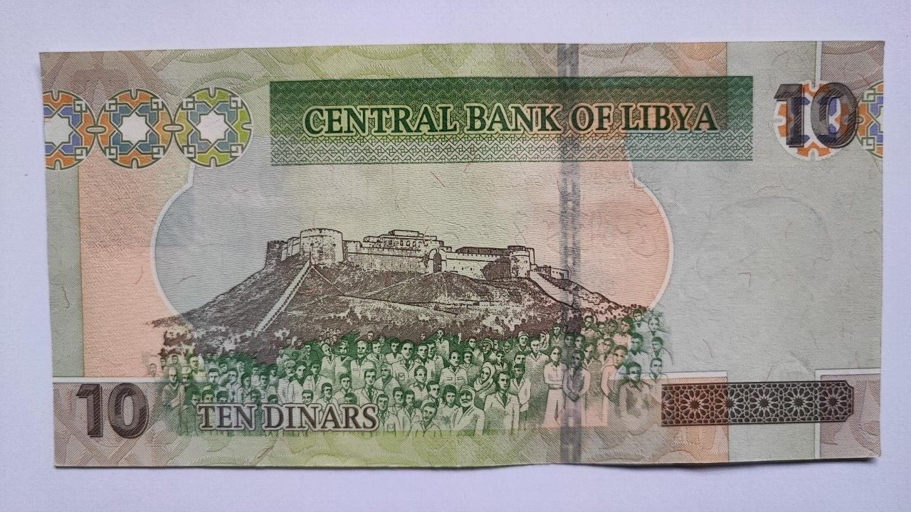 LIBYA 10  DINAR BANKNOTE IN VERY FINE  USED CONDITION 2011