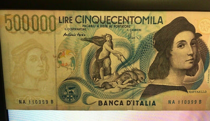 Italy P.118 500.000 Lire note with solid serial number.