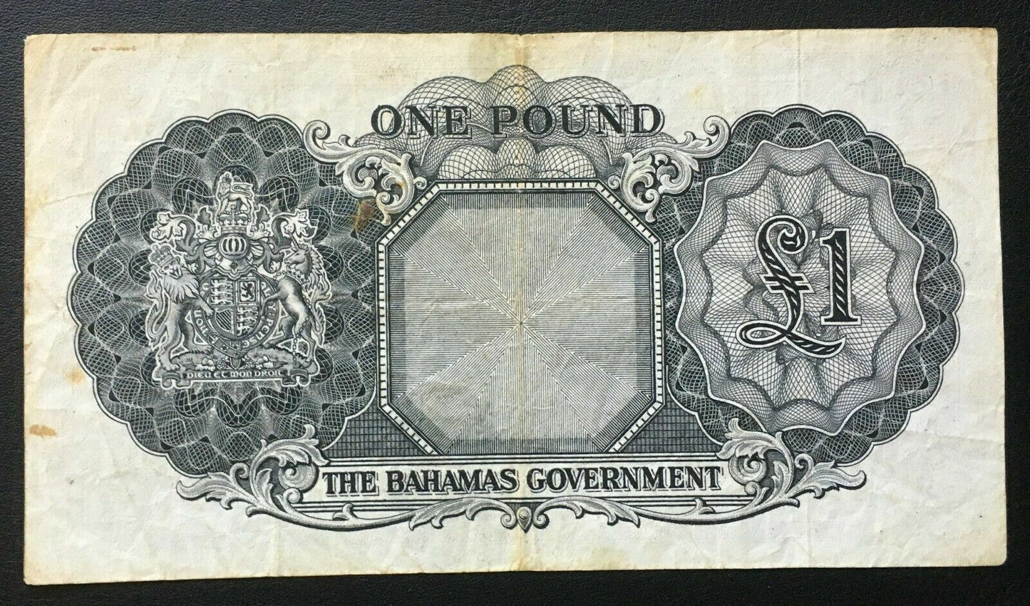 Bahamas, 1 Pound, Undated 1953 in very fine condition