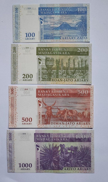 Set 4 PCS, Madagascar 100 200 500 1000 Ariary, 2004, P86-89, UNC