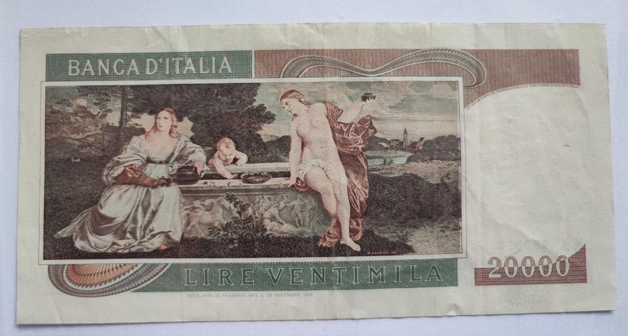 Italy  20.000 Lire  1975 In Very Fine condition